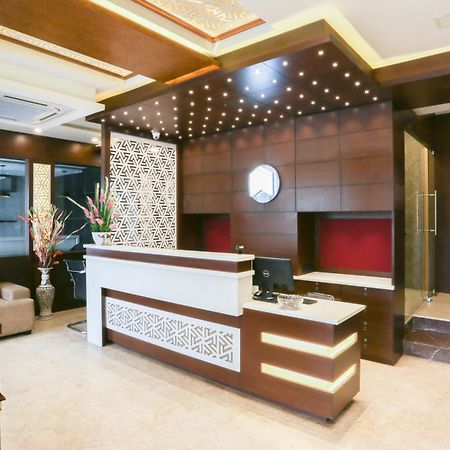 Treebo Emirates Residency Hotel Csennai Kültér fotó