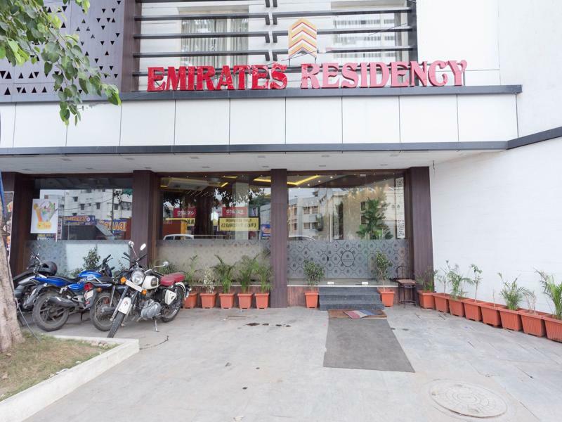 Treebo Emirates Residency Hotel Csennai Kültér fotó