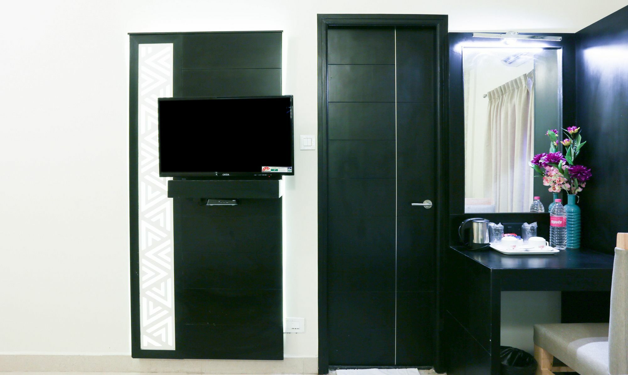 Treebo Emirates Residency Hotel Csennai Kültér fotó