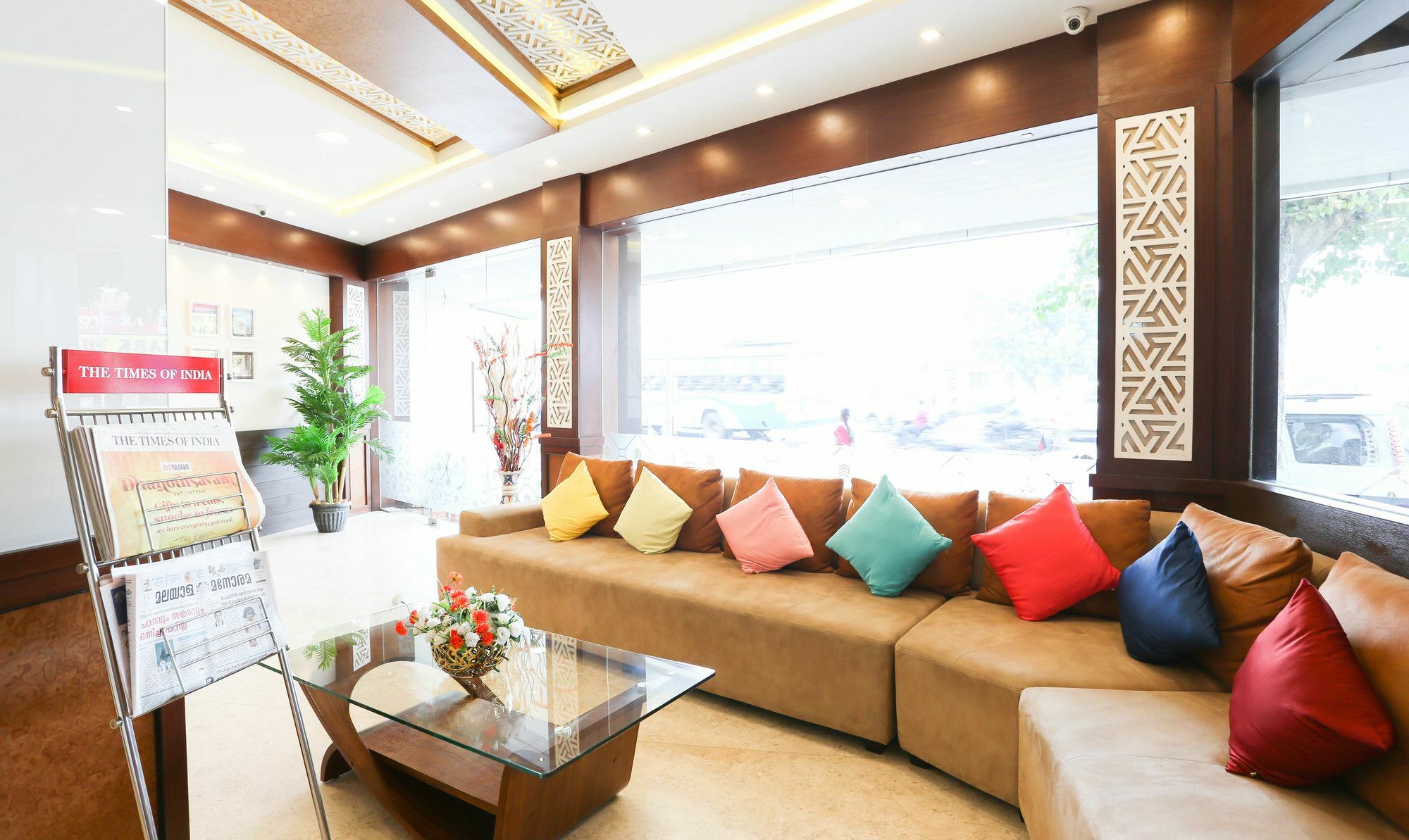Treebo Emirates Residency Hotel Csennai Kültér fotó